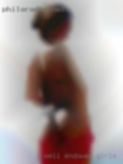 A well girls in IL endowed black man.